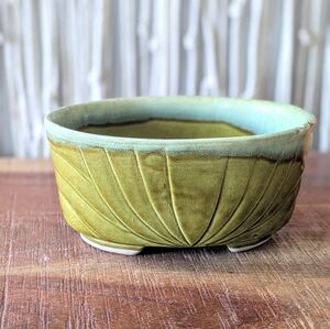 Vintage Green USA Pottery P-13 Oval Ceramic Planter – 3" Tall